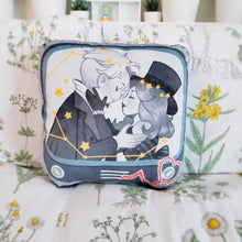 Load image into Gallery viewer, Wanda/Vision TV Pillows